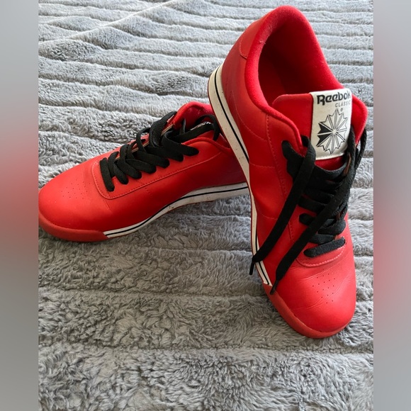 Reebok Shoes - Reebok Princess Classics